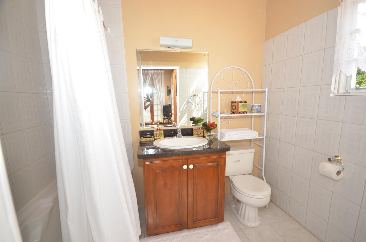 Summerhill Four Bedroom Villa Montego Bay Exteriér fotografie